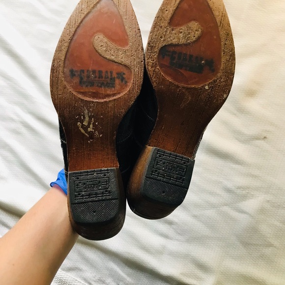 Corral Black Embroidered Mules - Picture 11 of 12